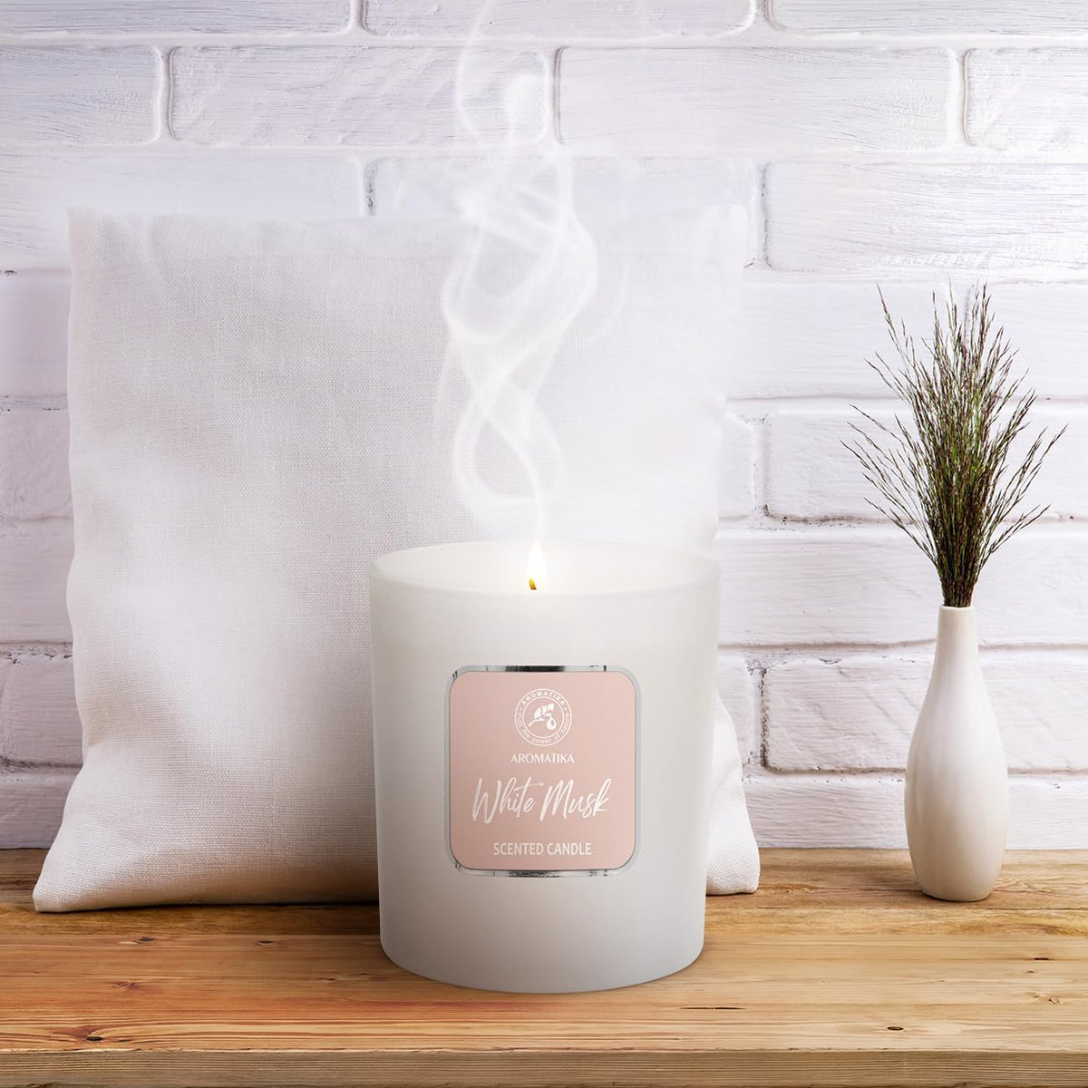 White Musk Scented Candle