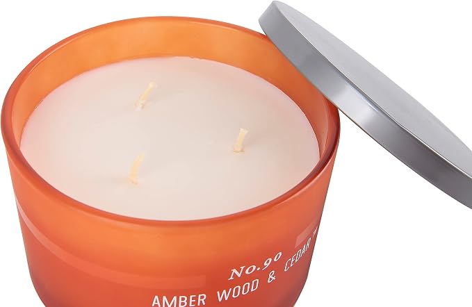 No. 90 Amber Wood & Cedar Candle